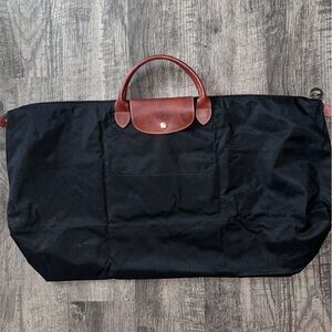 Longchamp Le Pliage Nylon XL
Shoulder Bag Tote Travel Bag In Black